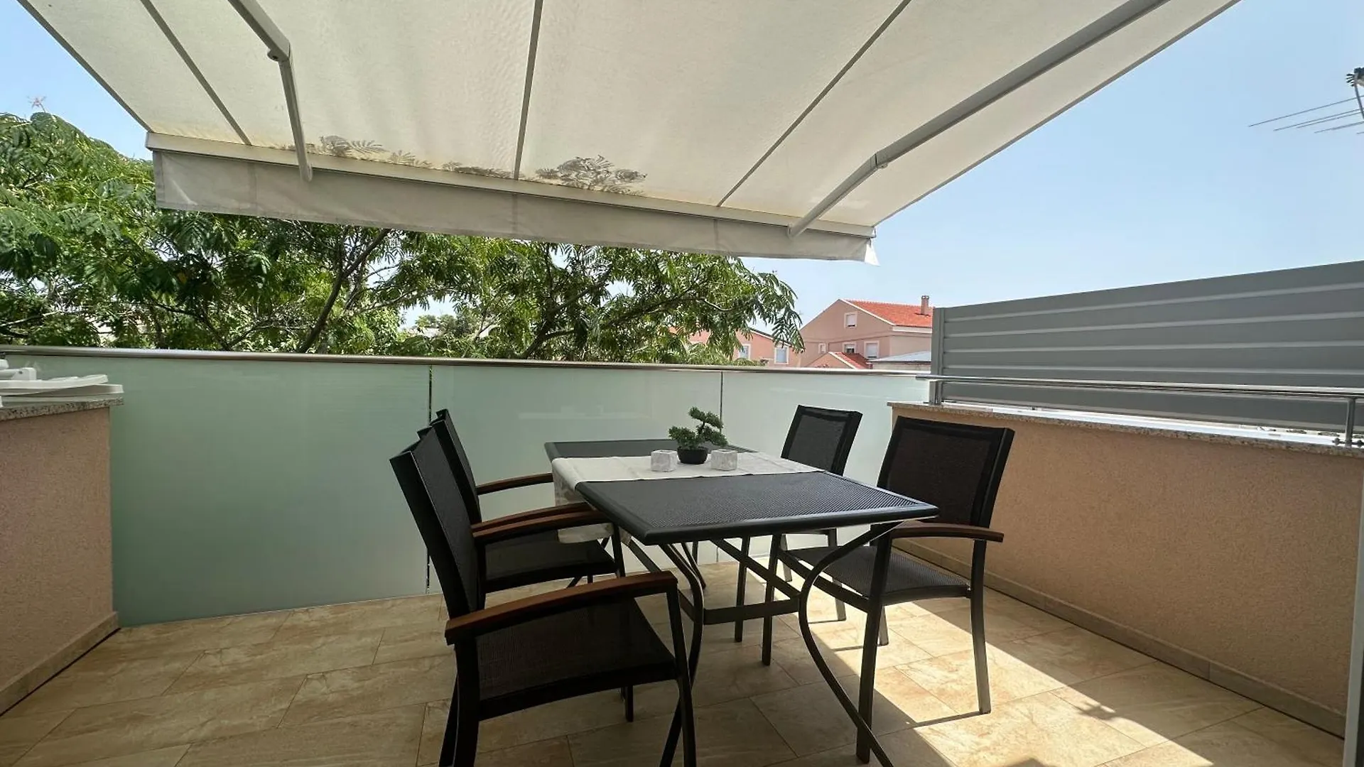 Apartment Harmony Vir Luxurioes Ausgestattete Ferienwohnung Mit 65M2