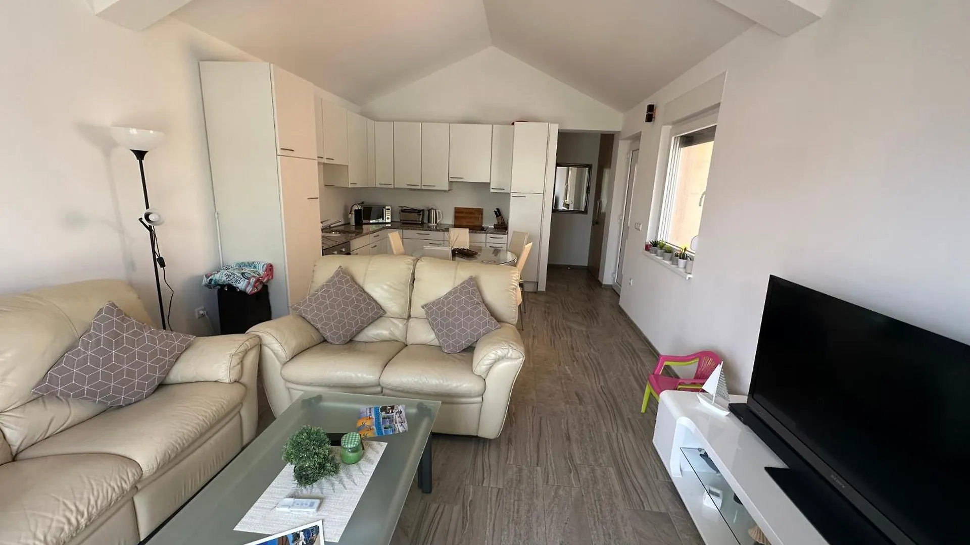 Harmony Vir Luxurioes Ausgestattete Ferienwohnung Mit 65M2 0*,  Croatia